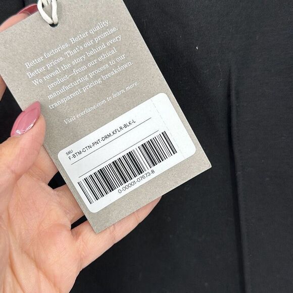 NWT Everlane Dream Pant Kick Flare Black Cropped Ankle-Length Size Medium - Picture 10 of 13